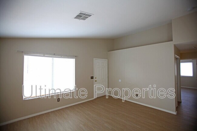 Photo - 14944 W Maui Ln