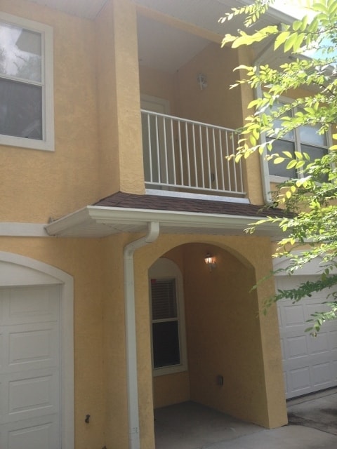 Photo - Quiet neighborhood close to Royal Park Plaza, theaters, shopping, restaurants, and UF