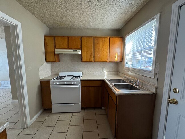 Photo - 912-912 Williamson Dr Unit 910