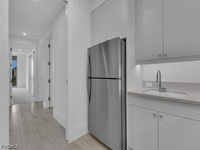 4810 Pelican Colony Blvd Unit 304