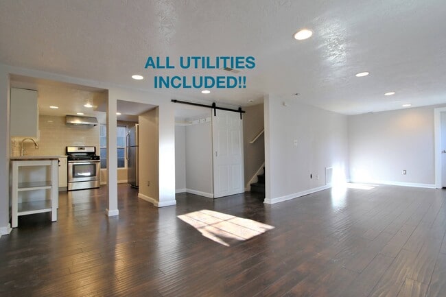 Photo - 5804 N Borthwick Ave House
