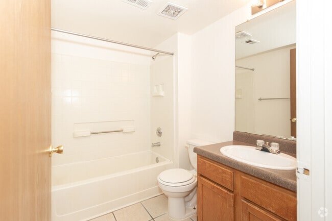 1BR 1BA