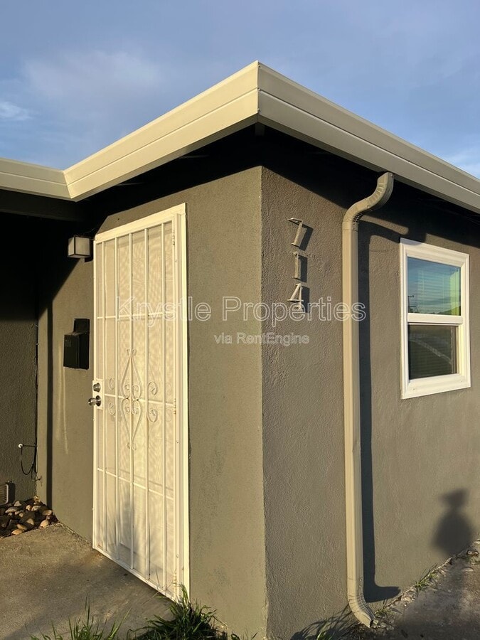 Photo - 714 Gateway Dr