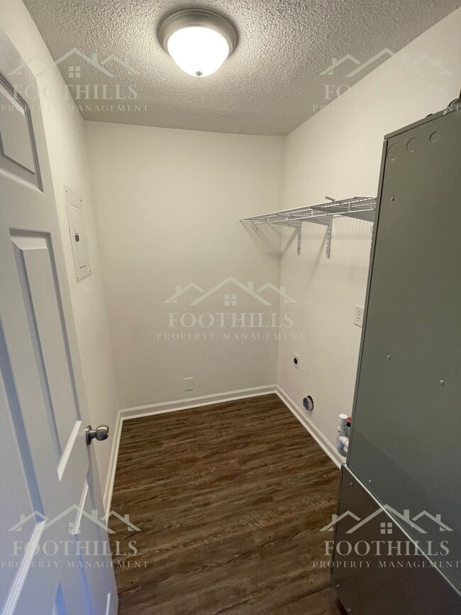 Photo - Cozy 2-Bedroom Duplex with Fenced Backyard