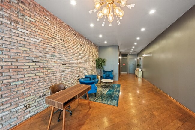 Photo - 711 Main St Unidad 601