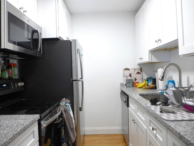 Photo - 31 Cunard St