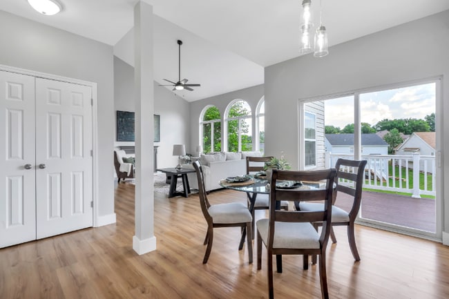 Photo - 420 Morning Meadow Dr