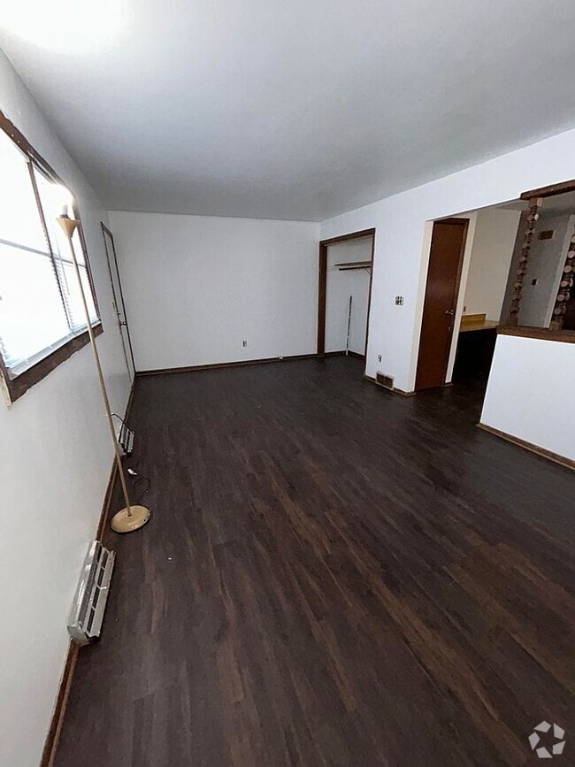 Building Photo - 6568 N 55th St Rental