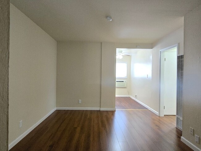 Photo - 511-523 E Reed St Unidad 523E