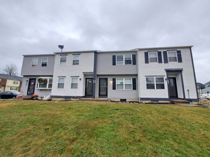 Photo - Renovated Townhome Near Sawmill