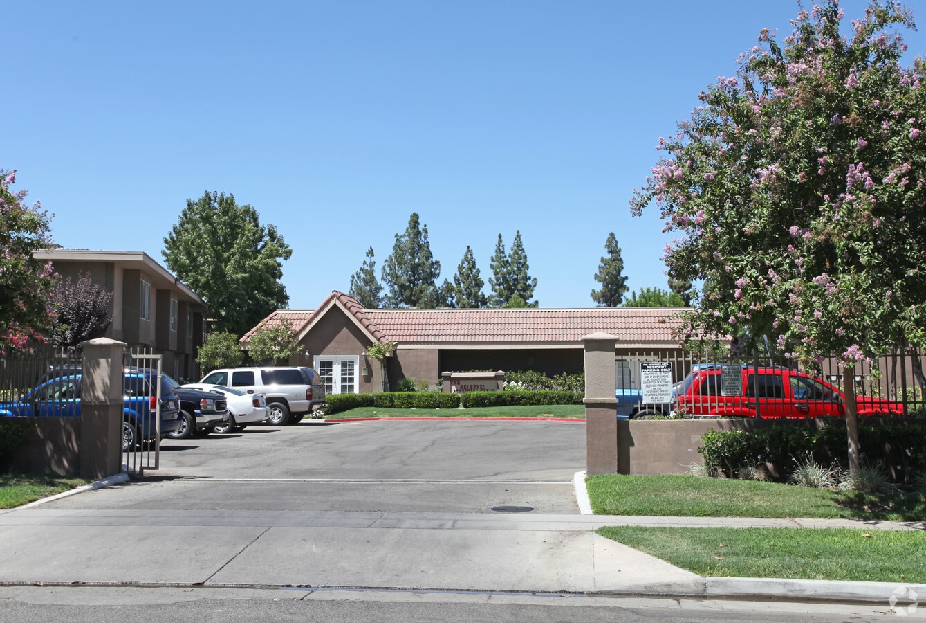 The Reserve - The Reserve Apartments