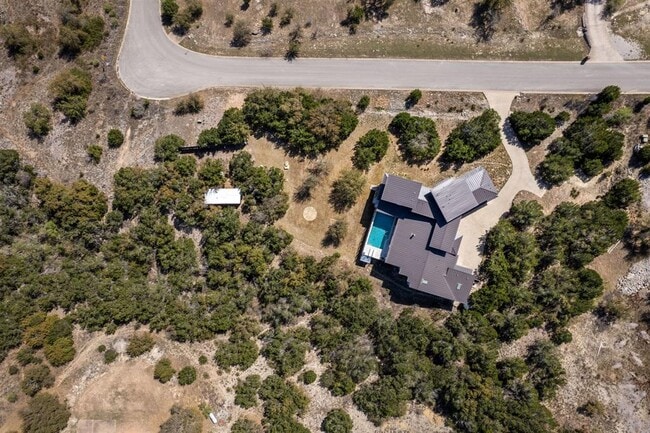 Photo - 4800 Hidden Creek Ln