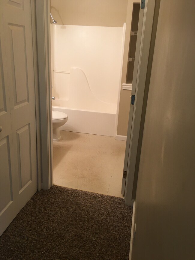 Photo - 415 Main St Unit C