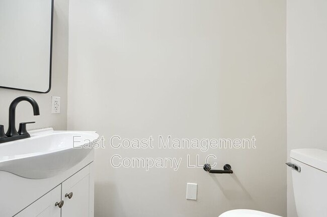 Photo - 2116 E Hoffman St