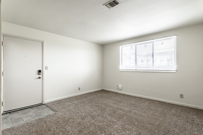Bay Pointe Apartments