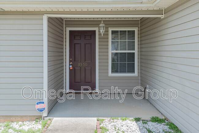 Photo - 3550 Cres Gardens Dr