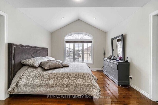 Photo - 1200 Langley Cir