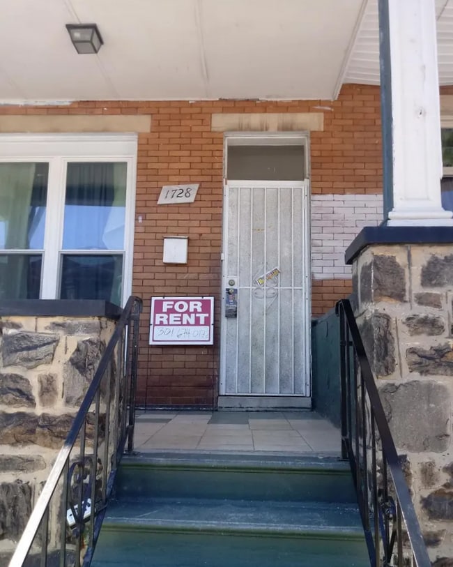 Building Photo - 1728 N Bentalou St Rental
