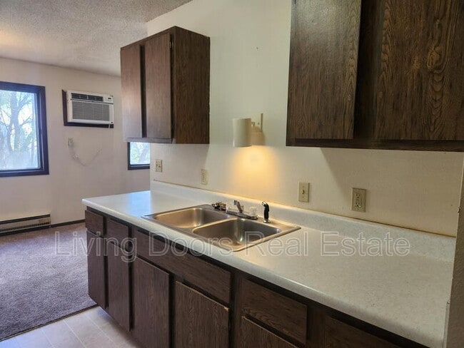 Photo - 210 N Phillips Ave Unidad #7