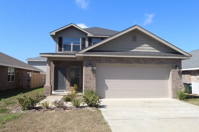 Building Photo - Spacious 4BR/2.5BA in SW Pensacola – Minut... Rental