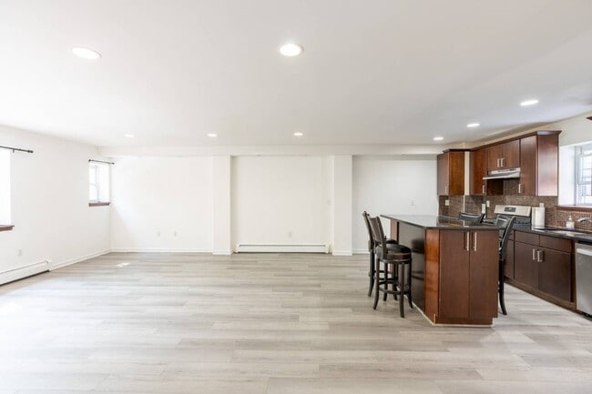 Photo - 198 Stuyvesant Ave Unit 2