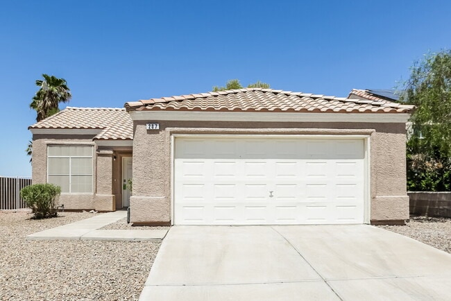 Building Photo - 207 Mariposa Way Rental