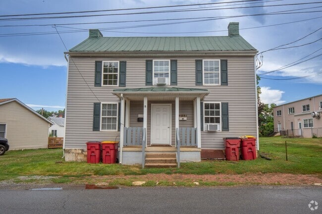 Building Photo - 210 W North St Unit 210 W North St - A Rental