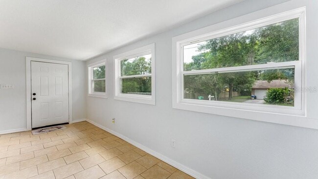 Photo - 912 E Carolina Ave