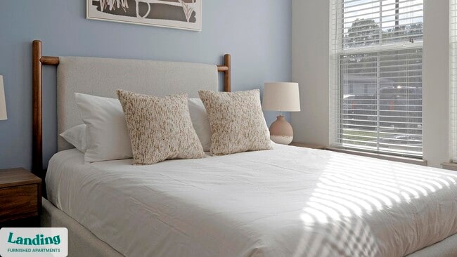 Photo - 3237 Memorial Blvd Unit 1103