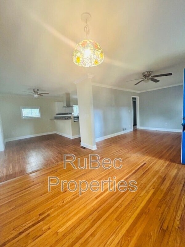 Photo - 638 Vanderbrook Rd