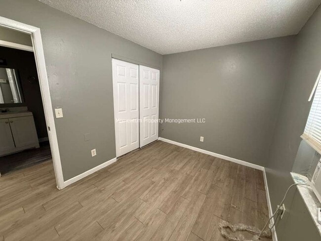 Photo - 8218 N Elmer St Unit B