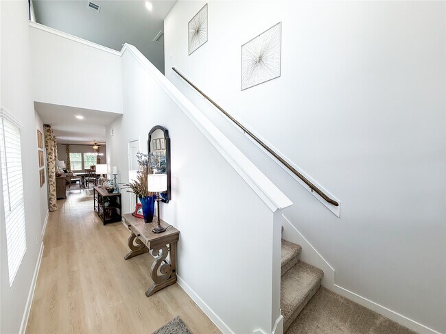 Photo - 130 Alset Dr