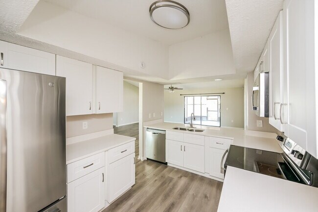 Photo - 7344 Ashmore Dr