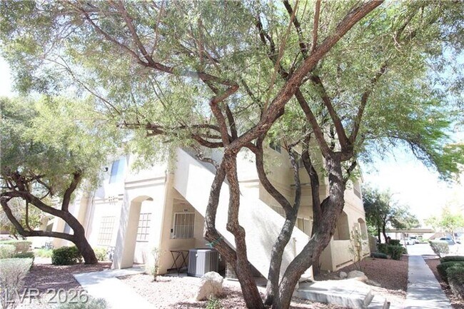 Photo - 2 Bedroom Condo w/ 1 CAR GARAGE Unit 2068