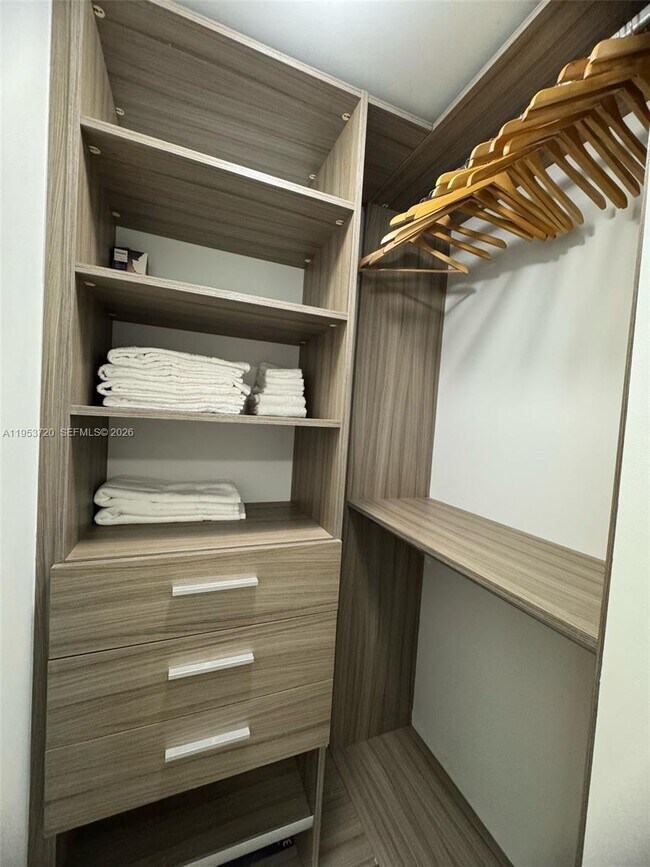 Photo - 1300 Brickell Bay Dr Unit 2504