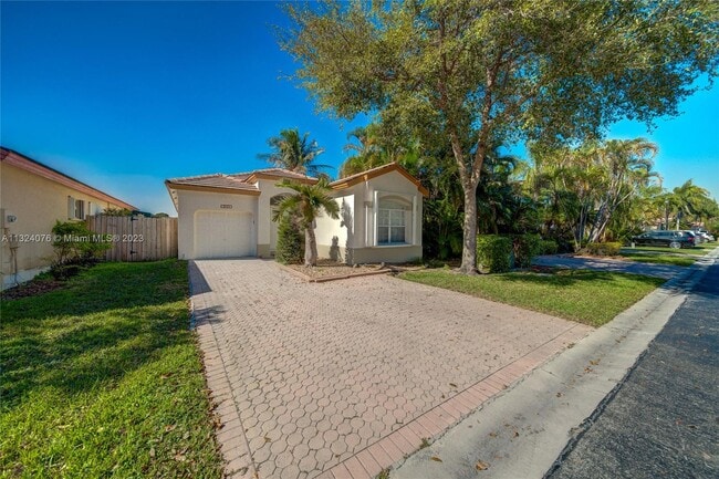 Photo - 2924 NW 99th Pl House