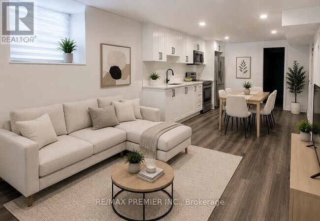 Photo - 92 Solway Ave