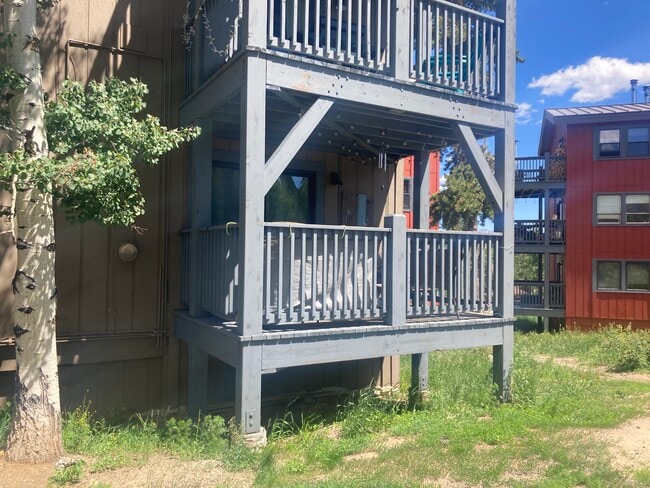 Porch - 8016 Ryan Gulch Rd Unit Aspen Shadows