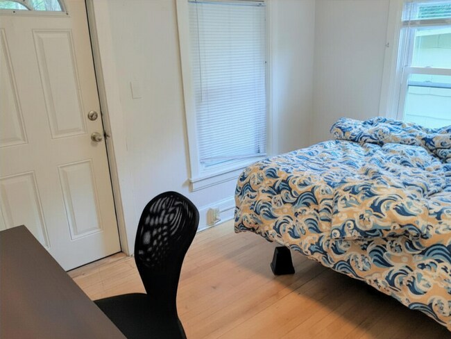 Photo - 123 Columbia St Unit 2