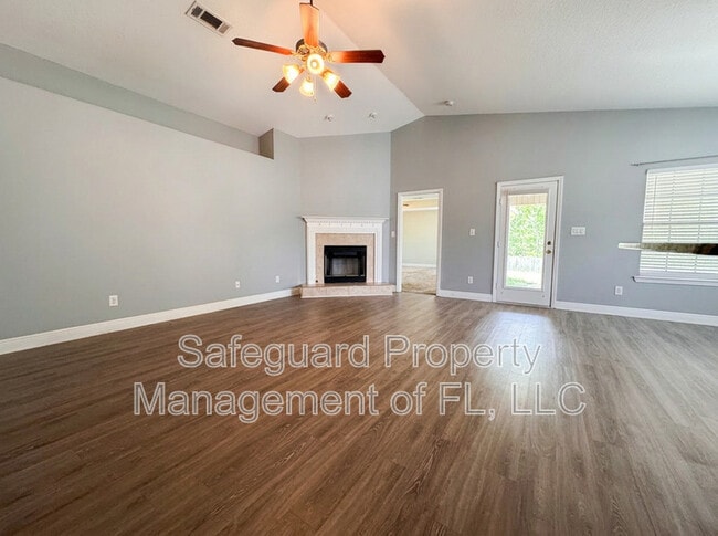 Photo - 9615 Laramie Dr