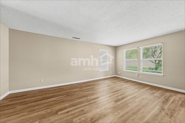 7582 Royal Fern Ln