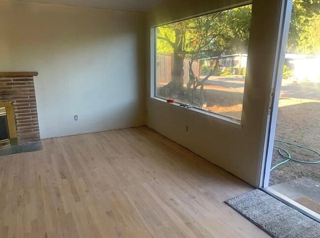 Photo - 30443 2nd Ave S