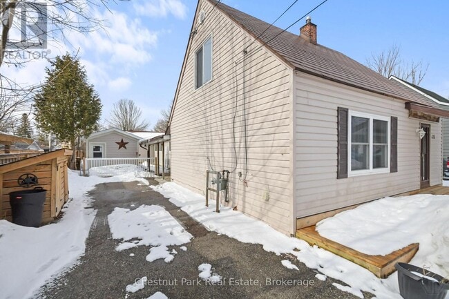 Photo - 175 Crescent Dr