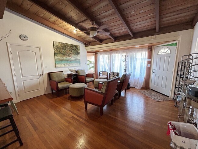 Photo - 6 bed, 3 bath, 2 parking Attached Home in Lower Waipahu