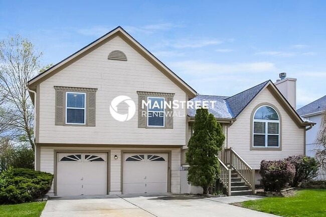 Building Photo - 3 Bedroom Pet-Friendly Home in Lees Summit...