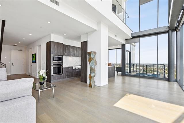 Photo - 2120 Olive St Unit 3305