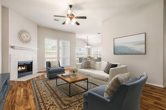 Photo - 12714 Lakeshore Dr House