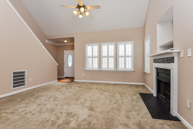 Photo - 3612 Willowtree Ln