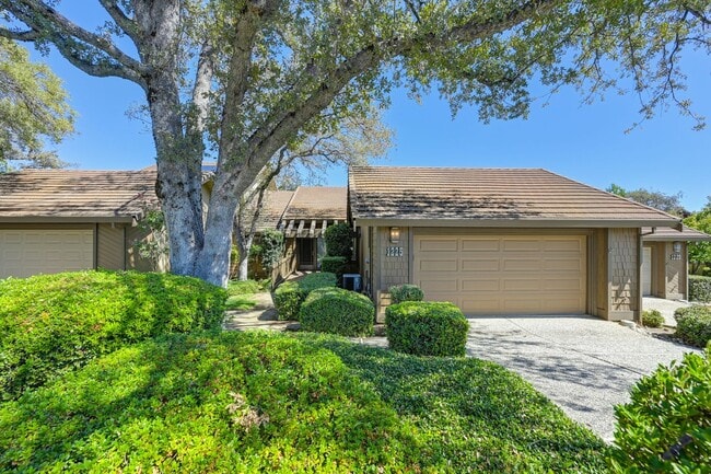 Photo - South Auburn Gem! Stylish 2BR Townhome in Quiet, Neighborhood