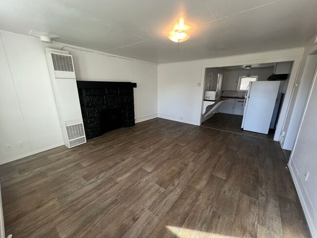 Photo - Two Bedroom, One Bathroom Home - Newly Renovated!